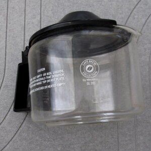 Coffee Carafe Black Lid & handle four (4) to 5 Cups Glasss Schott Duran #2050